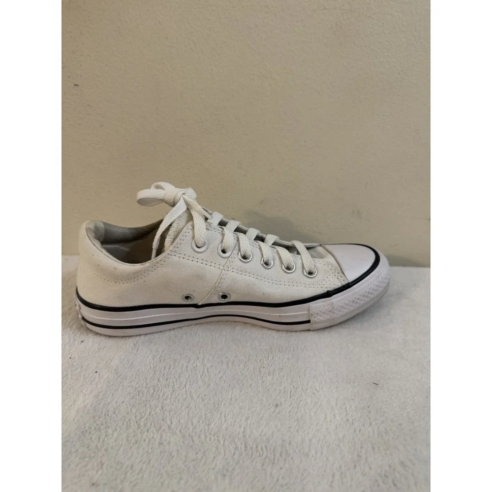 Converse A06436C Chuck 70 De Luxe Square Toe Platform Shoe White US Size 7